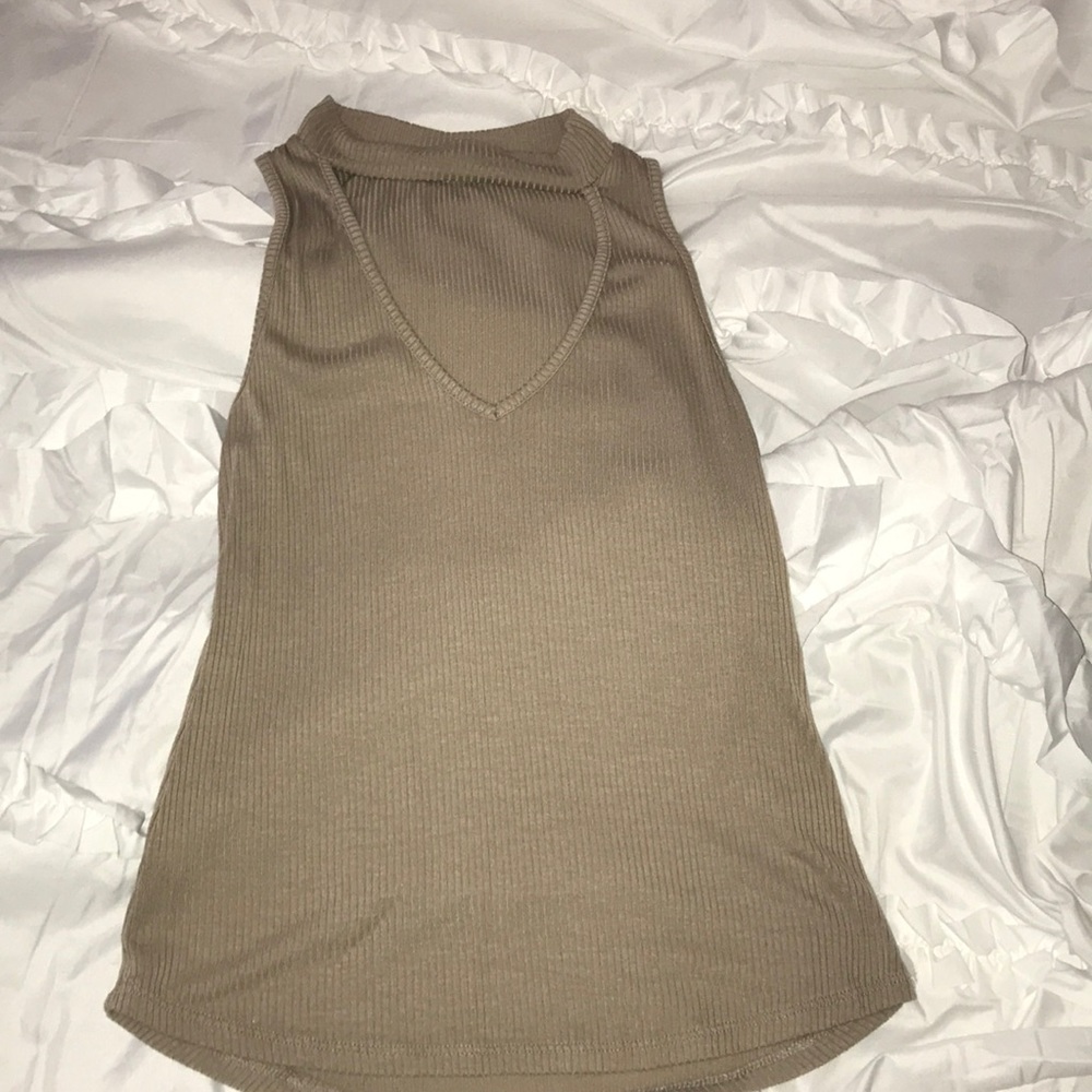 v cut tank